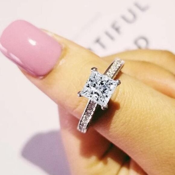 DIAMOND 925 SILVER PRINCESS CUT ENGAGEMENT RING, CUTE RING, SHINY RING. - Picture 1 of 6